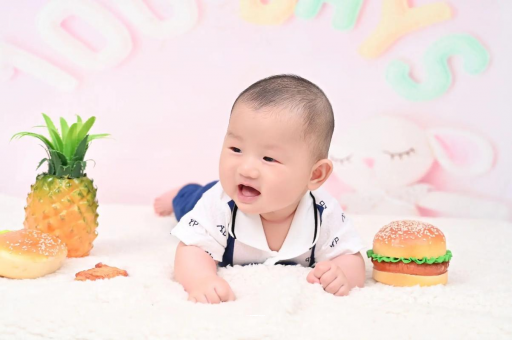 张北宝宝在妈妈肚子里