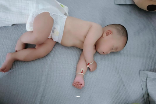 张北怀孕多久肚子会胀气